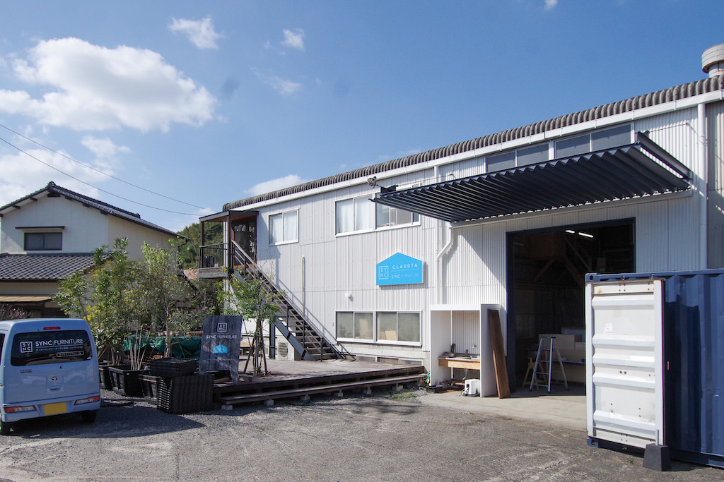 Client: SYNC-FURNITURE 様 | Project-7 | Image No.2 | ZOCOZO DESIGN Inc. | 株式会社ゾコゾデザイン | ロゴ | ホームページ | グラフィック | 山口県下関市